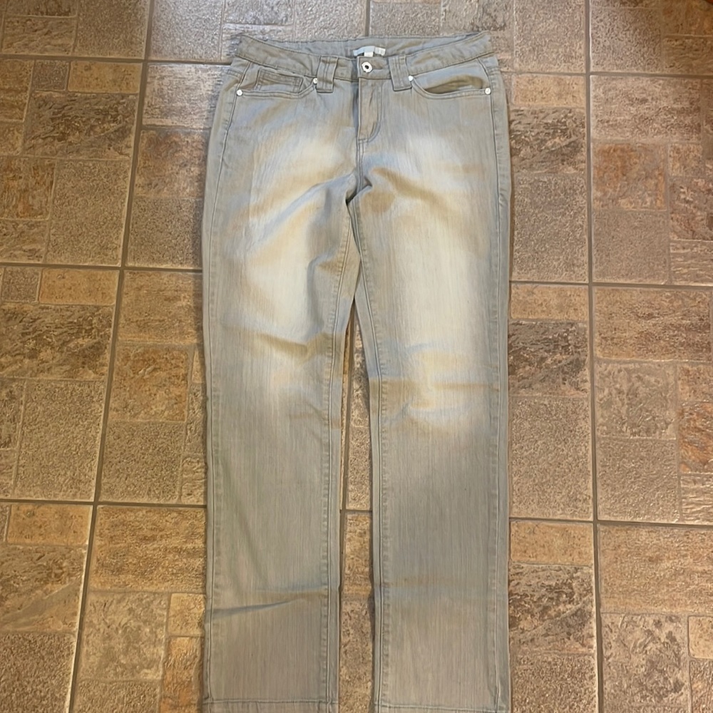 Grey jeans
